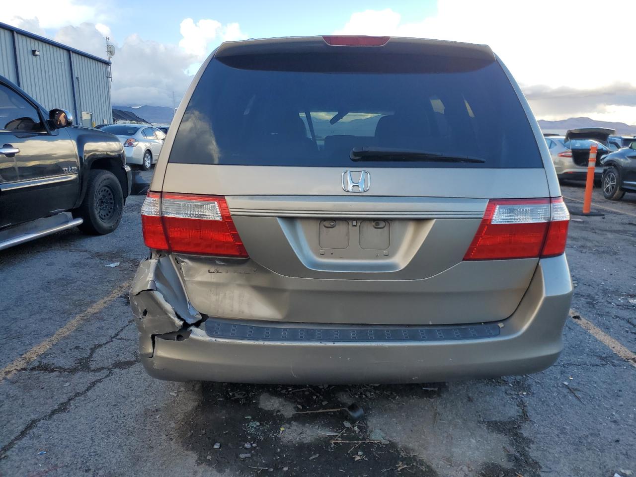 2006 Honda Odyssey Ex VIN: 5FNRL38486B409932 Lot: 92923015