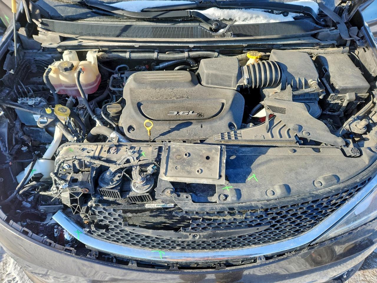 2017 Chrysler Pacifica Touring L VIN: 2C4RC1BG4HR550656 Lot: 93261425