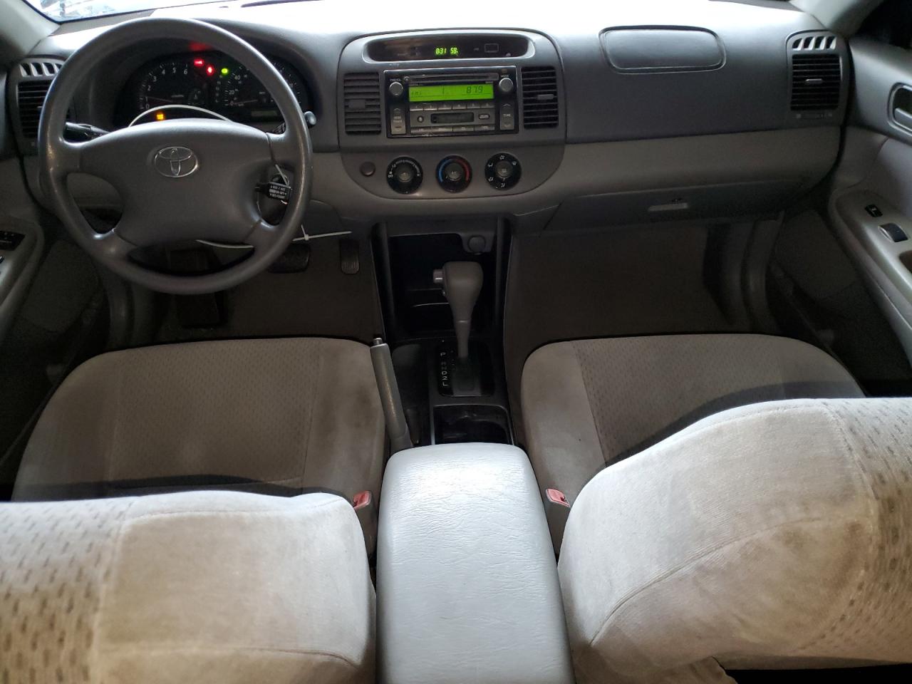 2004 Toyota Camry Le VIN: 4T1BE32K94U868311 Lot: 93914935