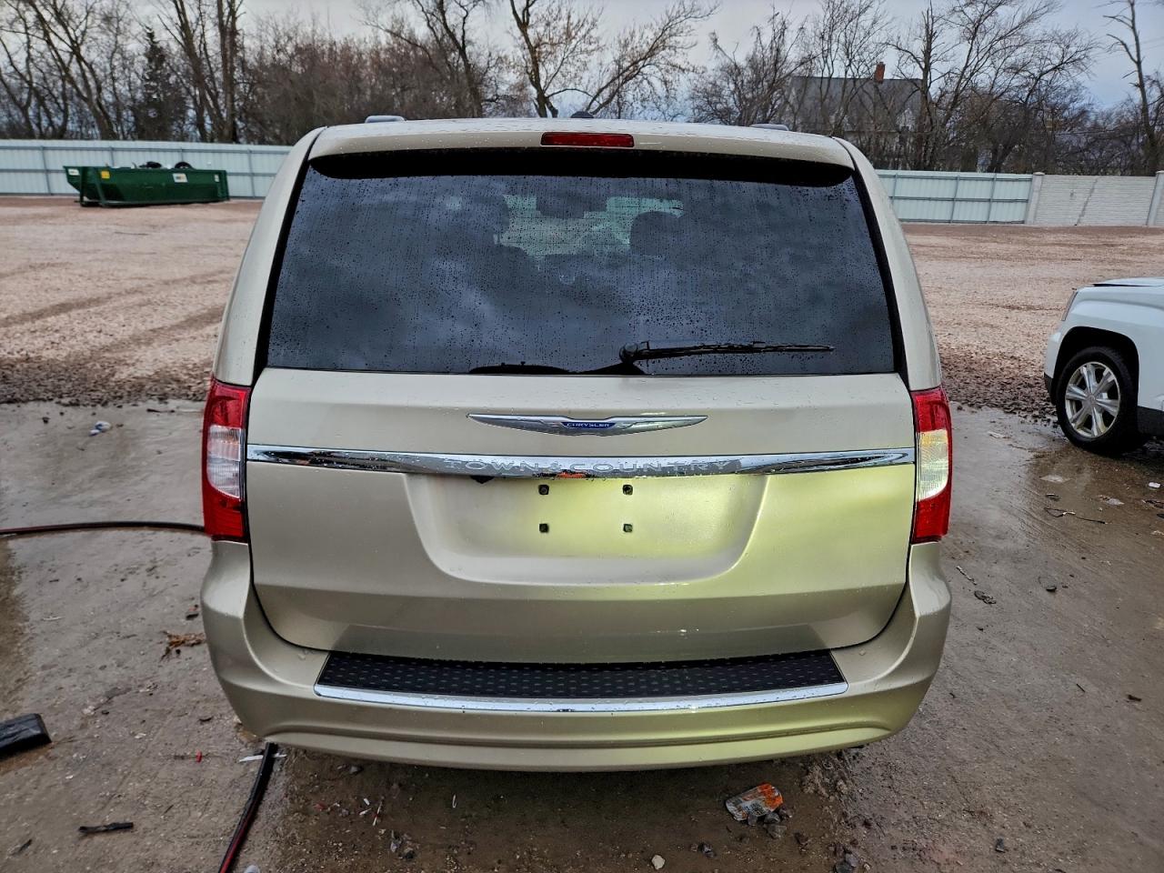 2015 Chrysler Town & Country Touring VIN: 2C4RC1BG6FR665126 Lot: 94474715