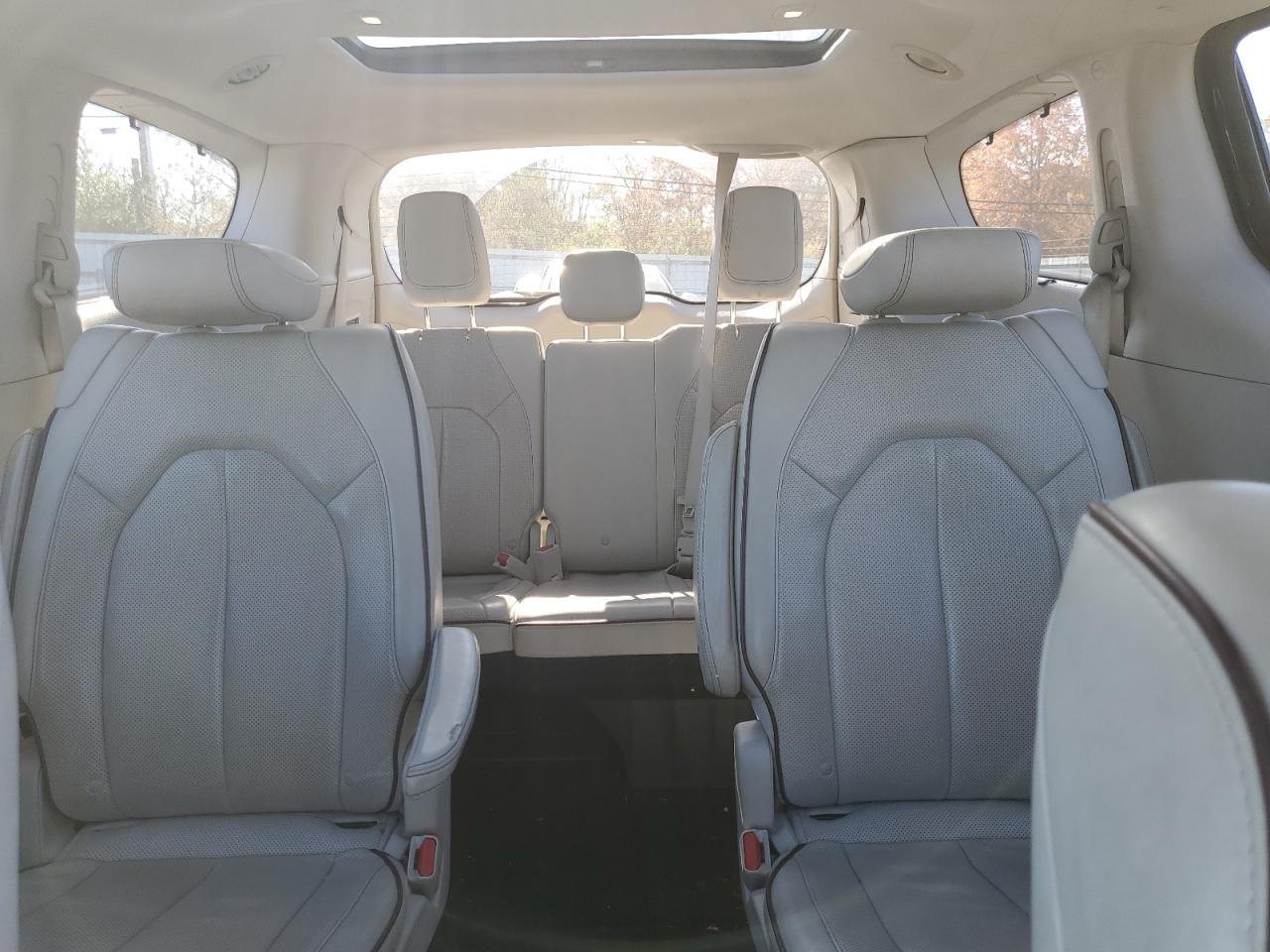 2019 Chrysler Pacifica Limited VIN: 2C4RC1GG7KR575714 Lot: 90734695