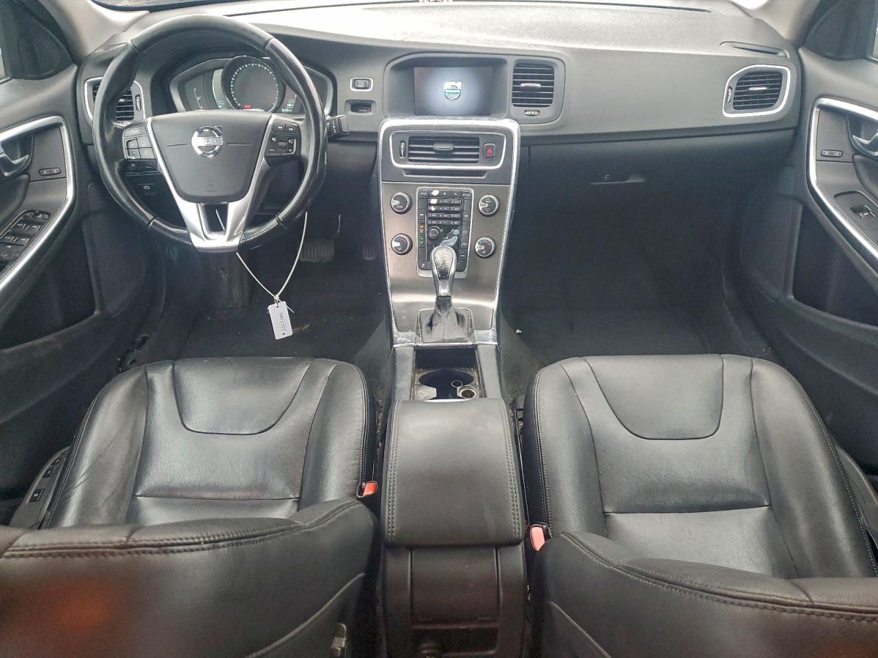 2015 Volvo S60 Premier VIN: YV126MFB1F1305110 Lot: 93272825