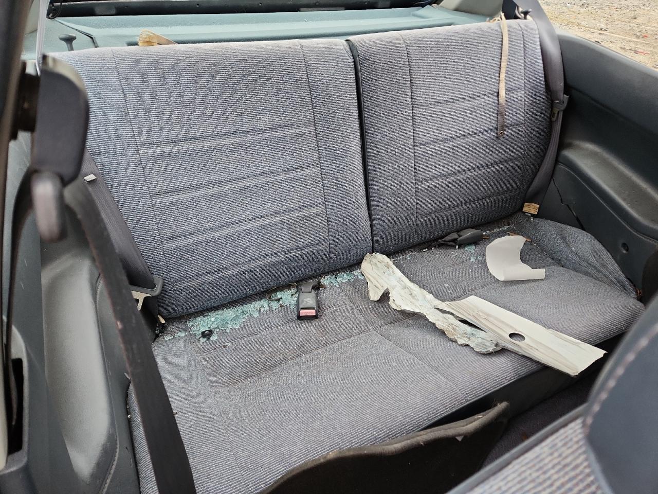 1988 Mazda 323 VIN: JM1BF2320J0139580 Lot: 93022195