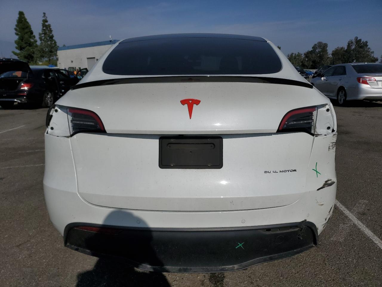 2022 Tesla Model Y VIN: 7SAYGDEEXNF411086 Lot: 91386085