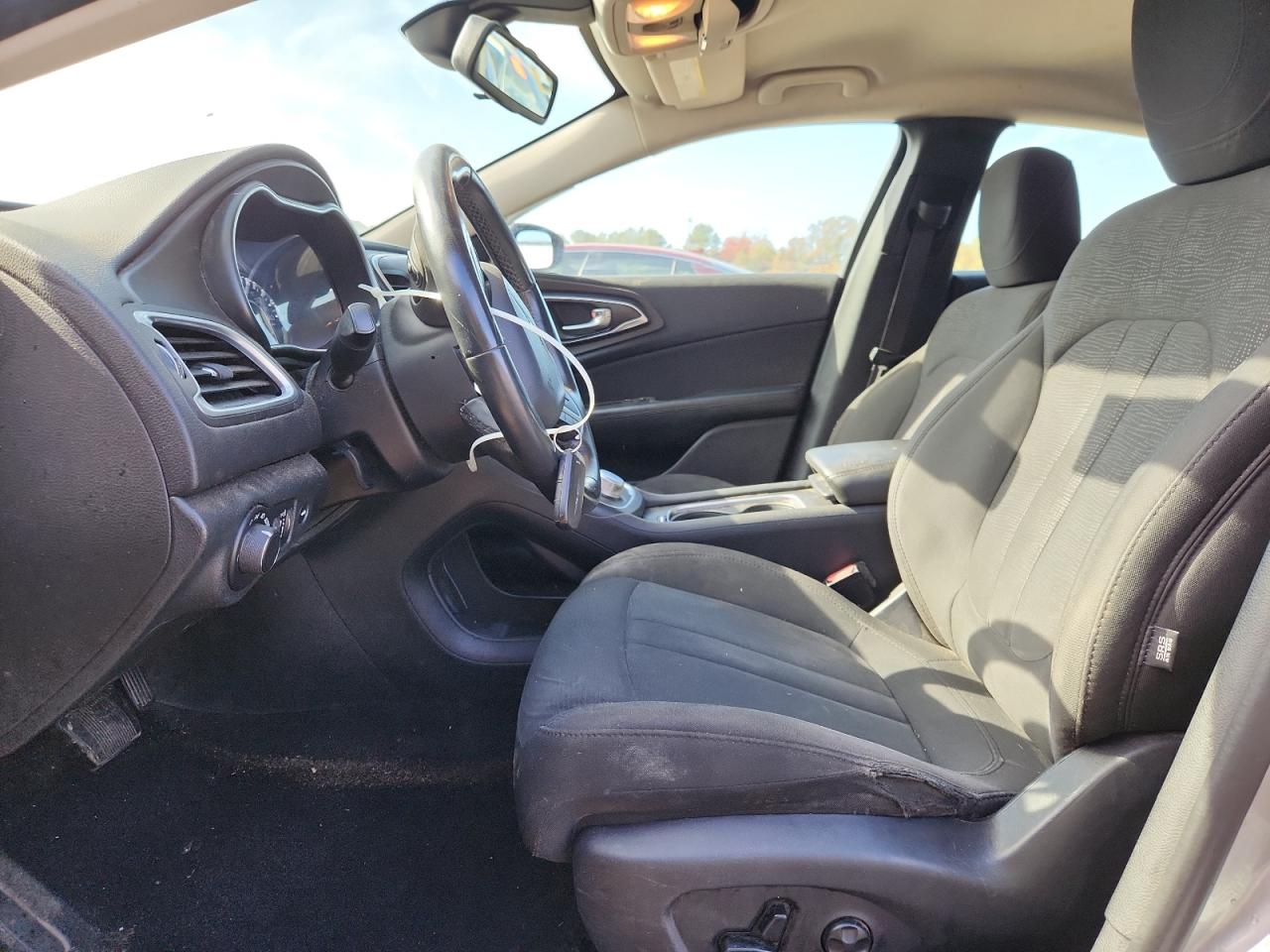 2016 Chrysler 200 Limited VIN: 1C3CCCAB3GN154760 Lot: 92224125