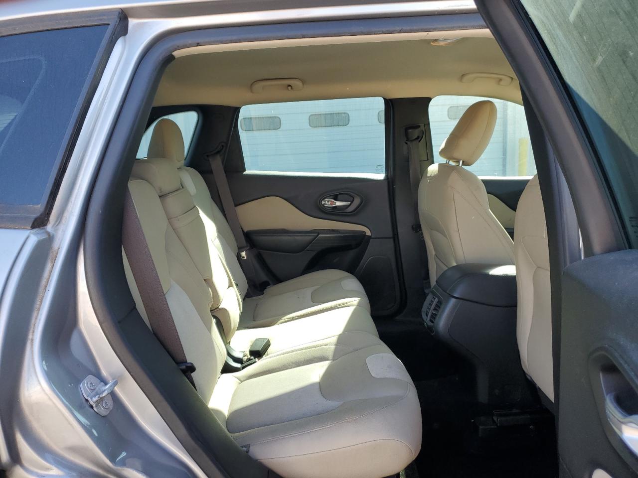 2015 Jeep Cherokee Sport VIN: 1C4PJLAB0FW612122 Lot: 92836335