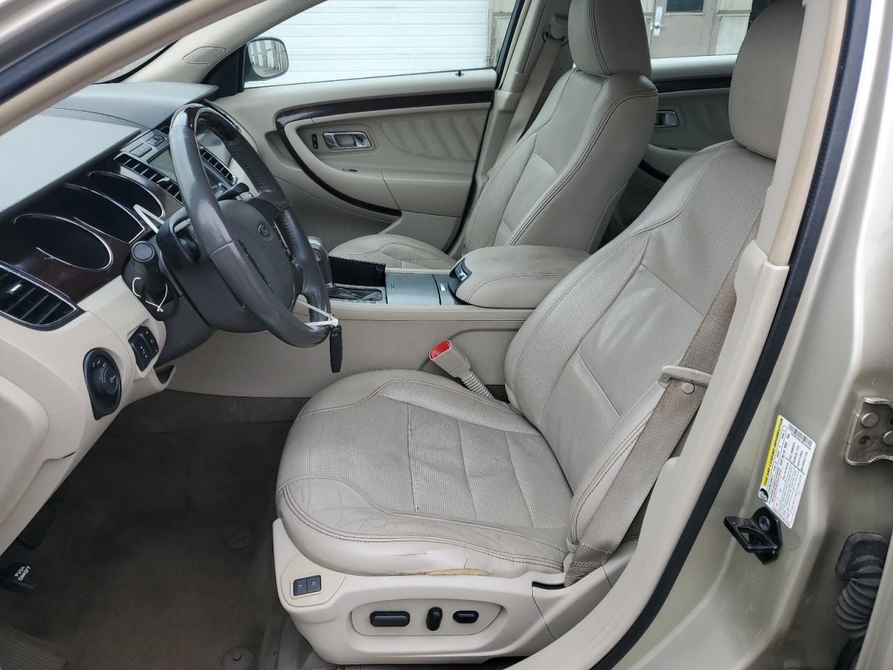 2011 Ford Taurus Limited VIN: 1FAHP2FW1BG130309 Lot: 92248435