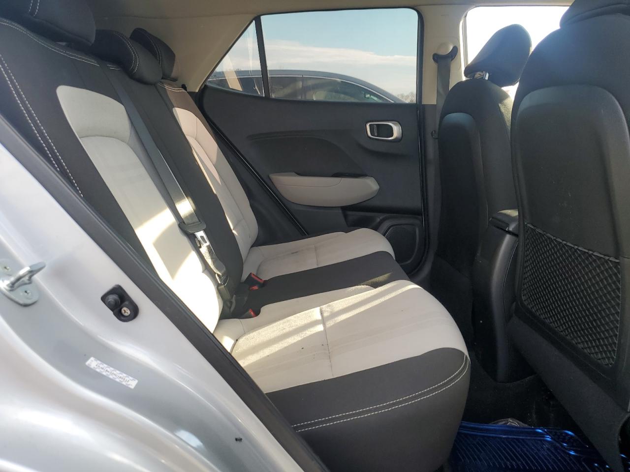 2021 Hyundai Venue Sel VIN: KMHRC8A32MU105512 Lot: 91766735