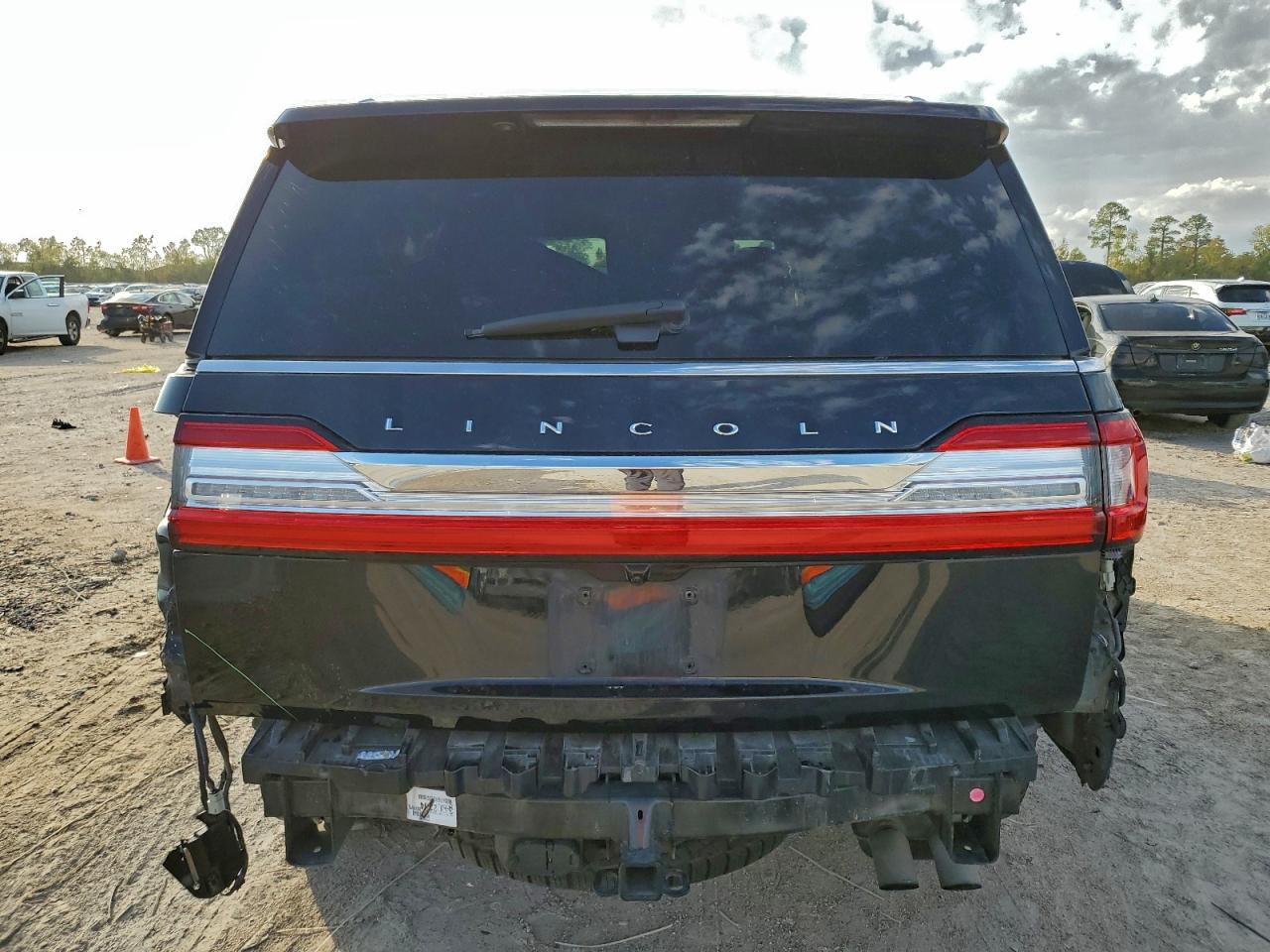 2021 Lincoln Navigator Reserve VIN: 5LMJJ2LT8MEL00793 Lot: 93827535