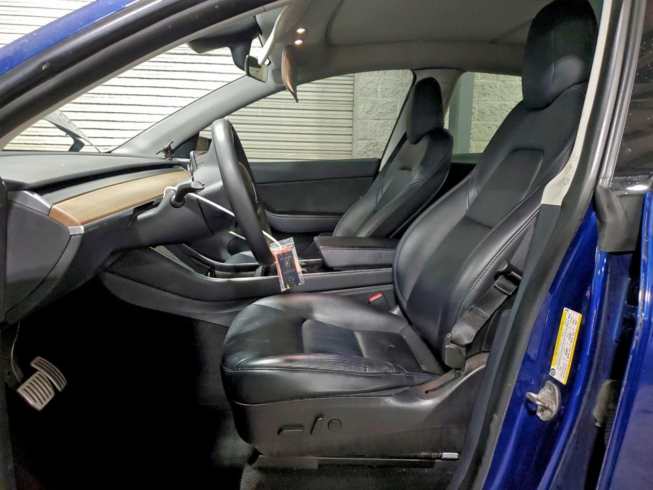 2020 Tesla Model Y VIN: 5YJYGDEF4LF000950 Lot: 94412305