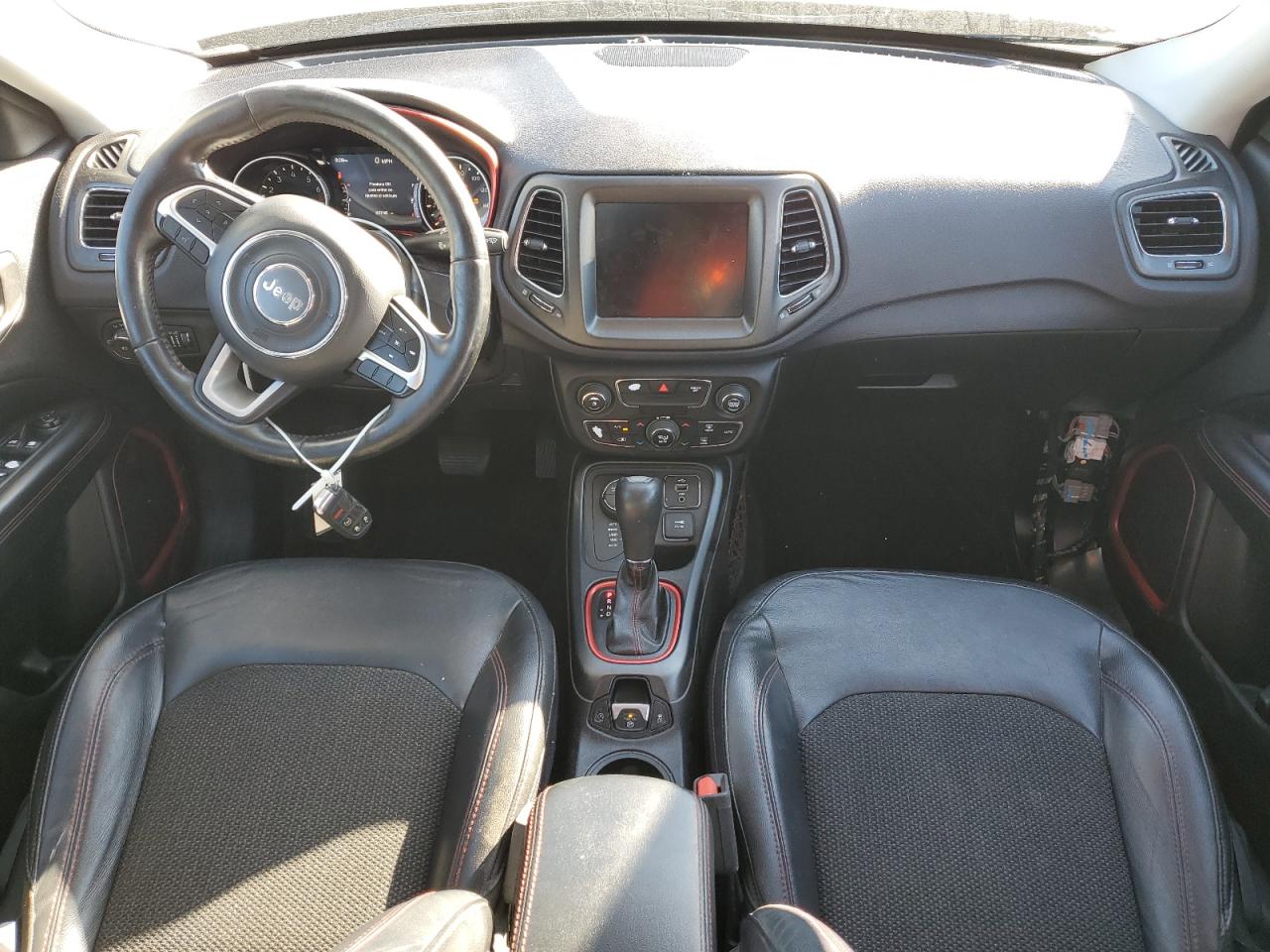 2018 Jeep Compass Trailhawk VIN: 3C4NJDDB0JT371847 Lot: 92370825