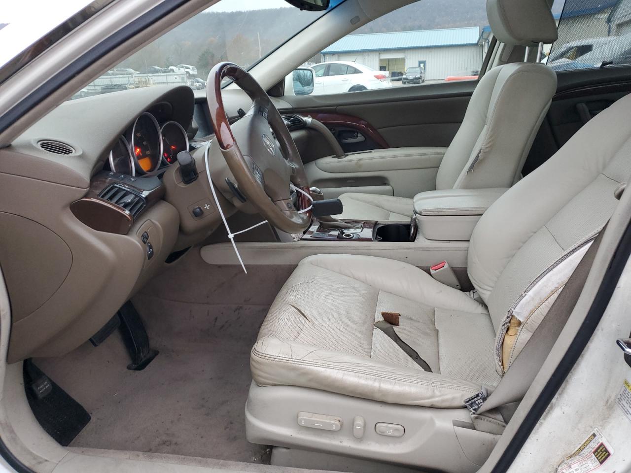 2011 Acura Rl VIN: JH4KB2F6XBC000680 Lot: 94098335