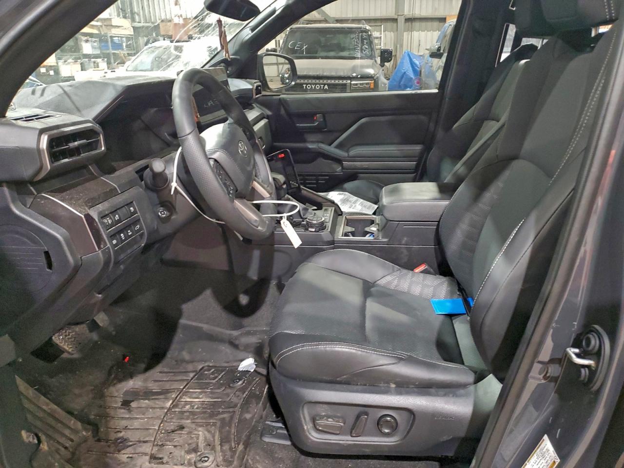 2025 Toyota 4Runner Sr5 VIN: JTEVA5BR8S5033597 Lot: 92925655