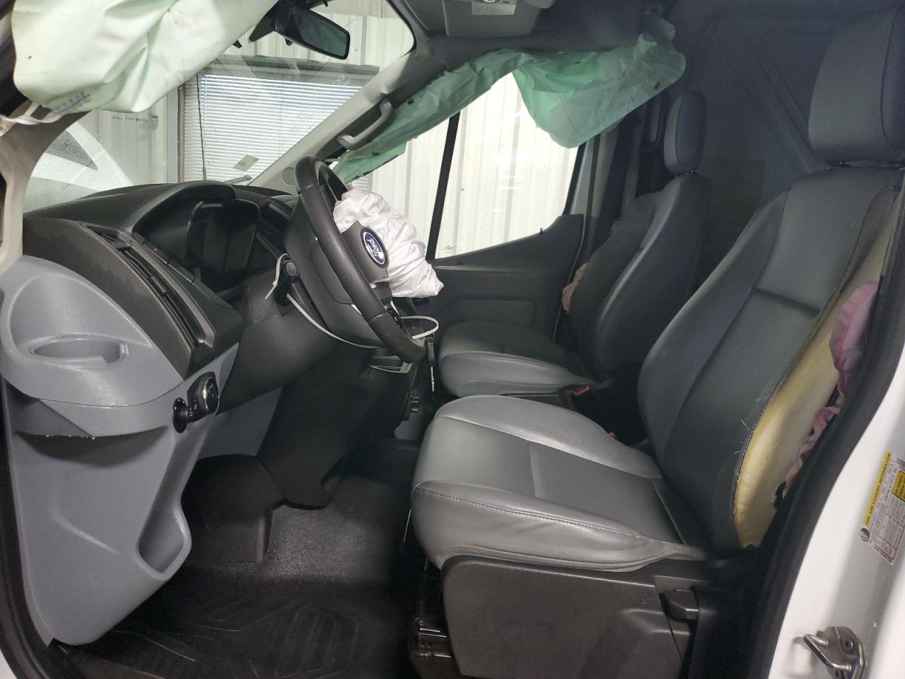 2016 Ford Transit Delivery Van VIN: 1FTYR2CM2GKA17092 Lot: 92704315