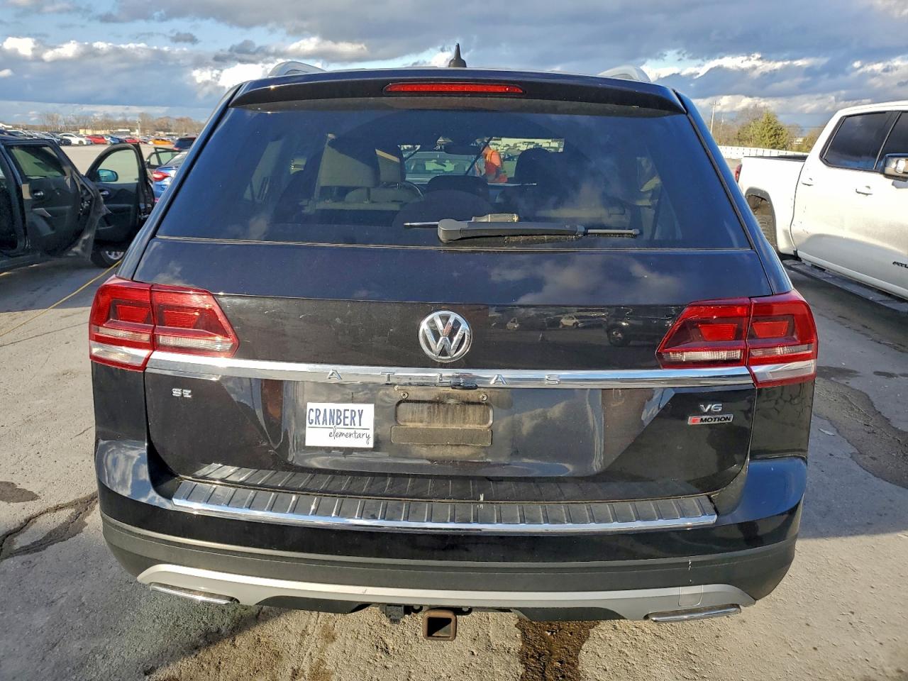 2019 Volkswagen Atlas Se VIN: 1V2UR2CA7KC541845 Lot: 94532435