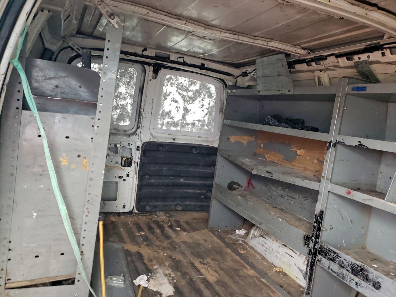 2005 Chevrolet Express G2500 VIN: 1GCGG25U251139811 Lot: 92727855