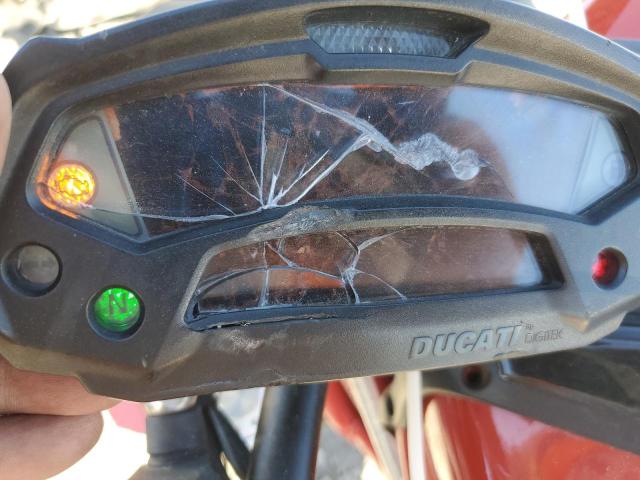 2009 DUCATI MONSTER 696  