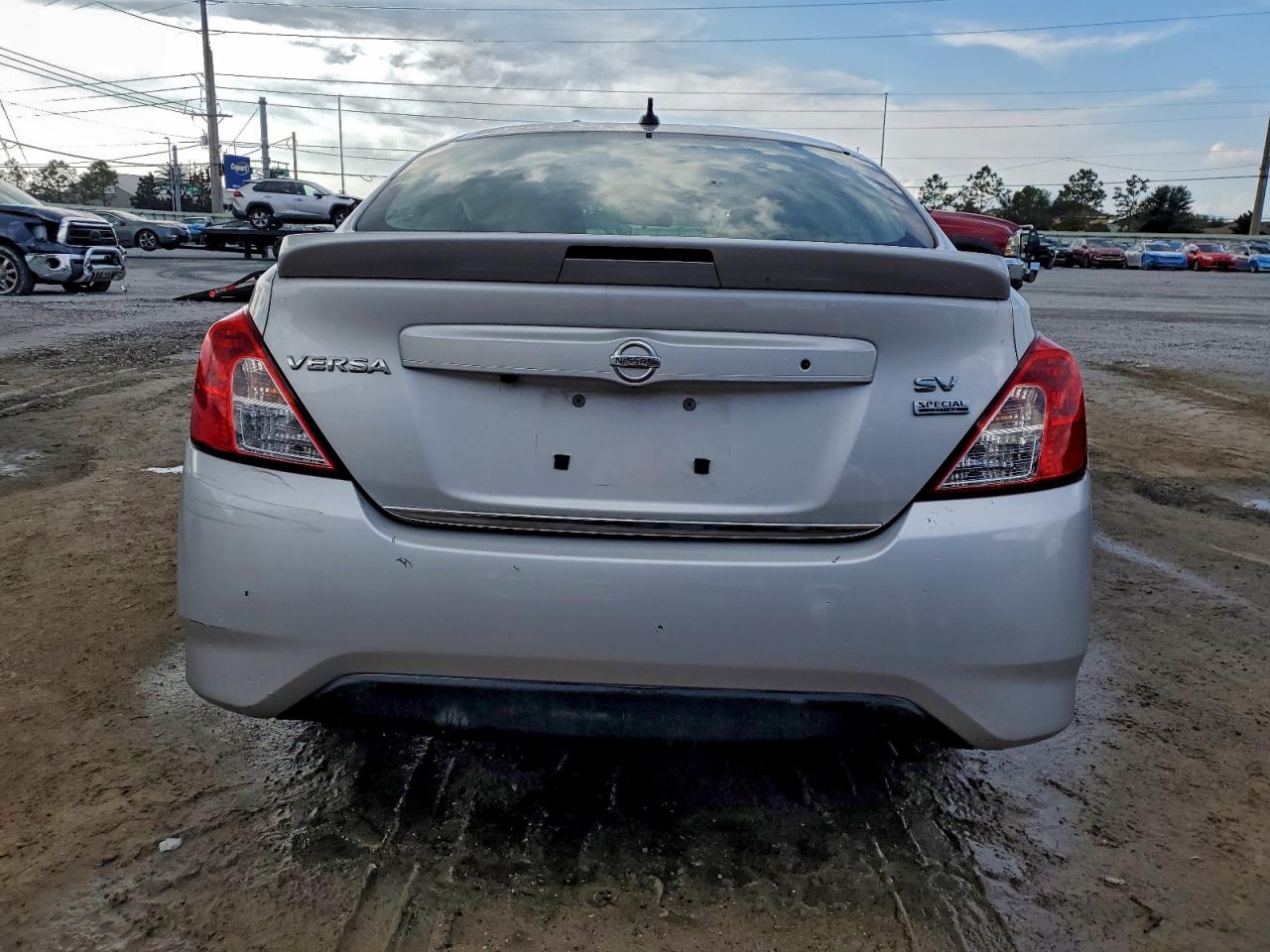 2017 Nissan Versa S VIN: 3N1CN7AP0HL821040 Lot: 94307935