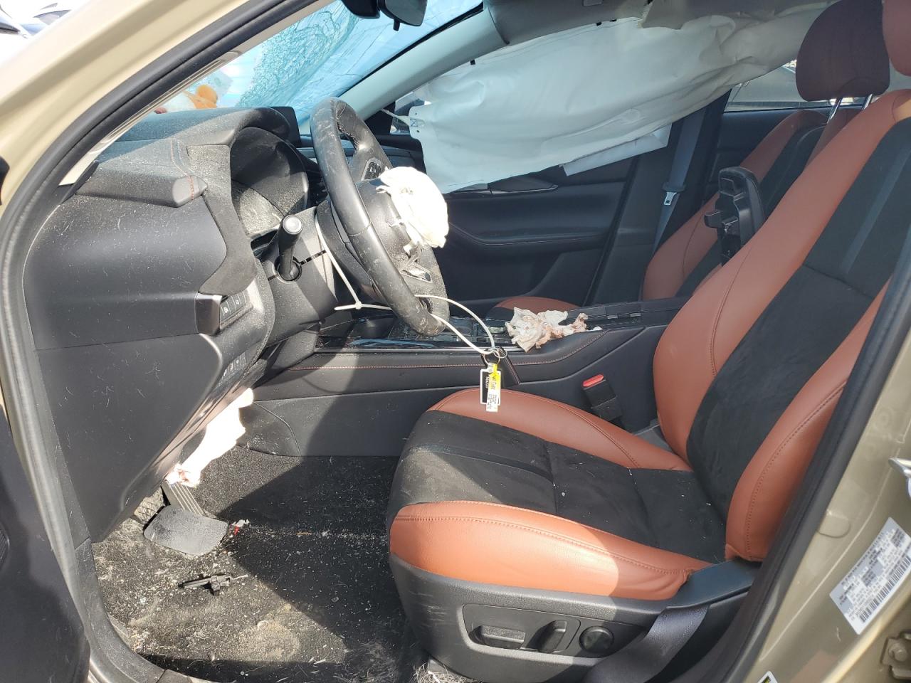 2024 Mazda Cx-30 Carbon Turbo VIN: 3MVDMBXY1RM656214 Lot: 92870575