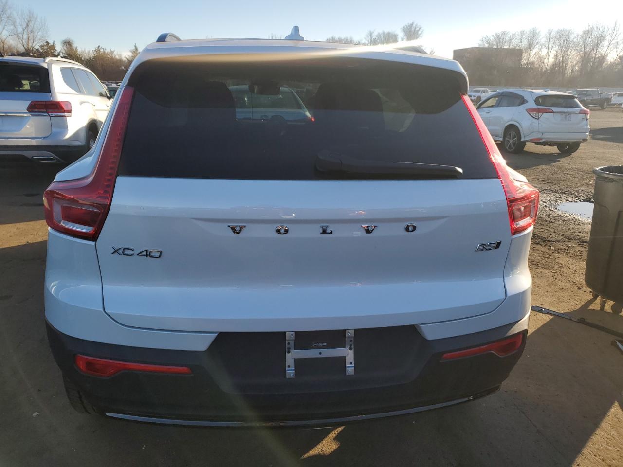 2025 Volvo Xc40 Plus VIN: YV4L12UC2S2488009 Lot: 93504435