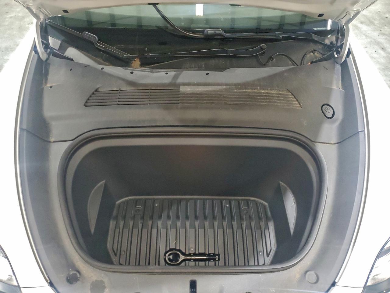 2020 Tesla Model Y VIN: 5YJYGDEF3LF034393 Lot: 94296445