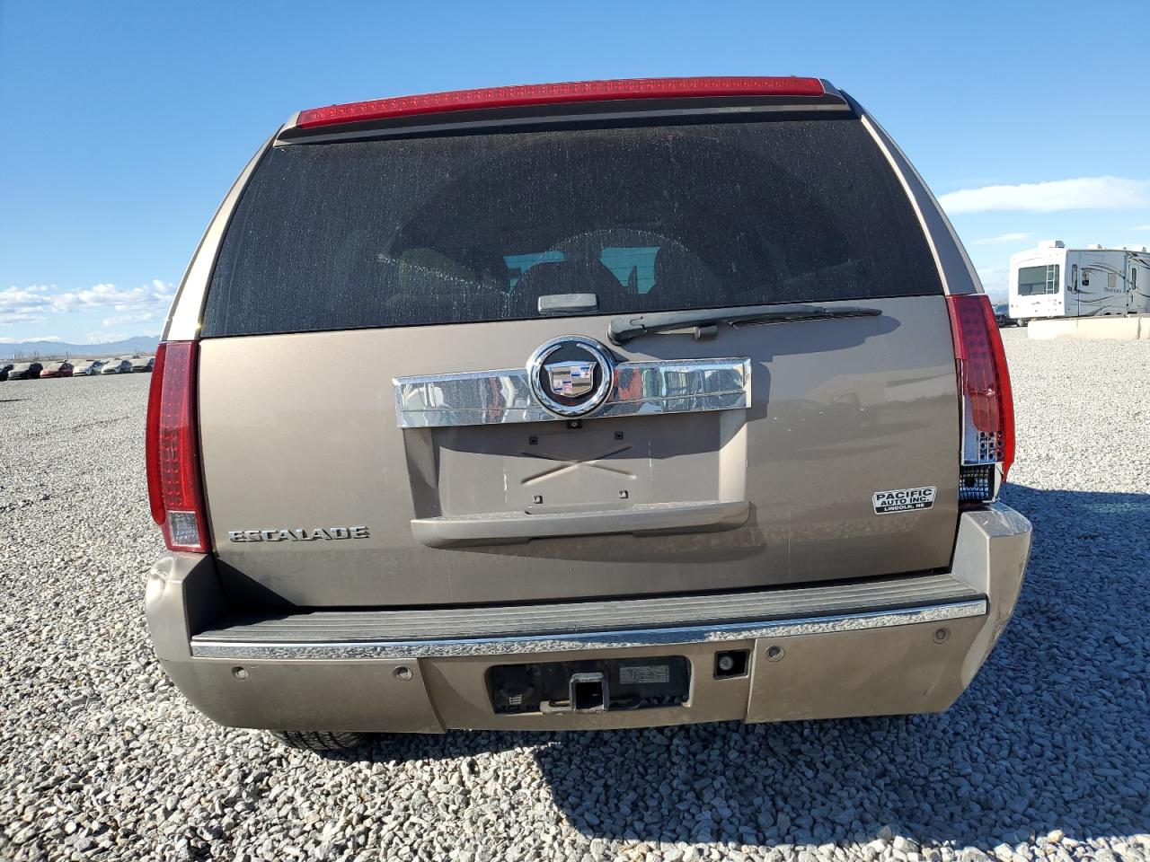 2007 Cadillac Escalade Luxury VIN: 1GYFK63837R268095 Lot: 93082105