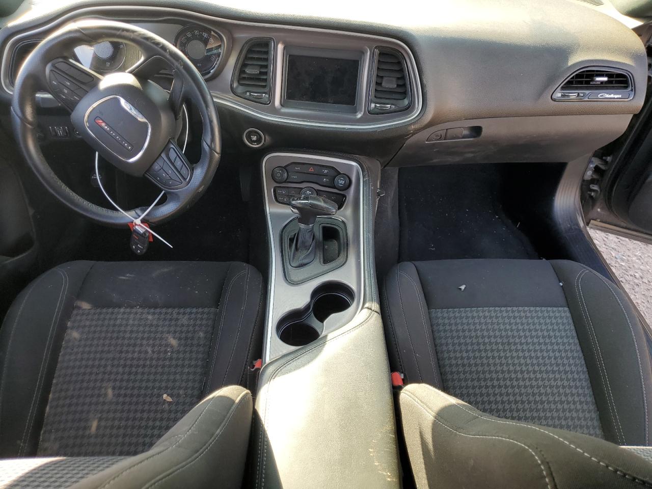 2022 Dodge Challenger Sxt VIN: 2C3CDZAG0NH144608 Lot: 92120125