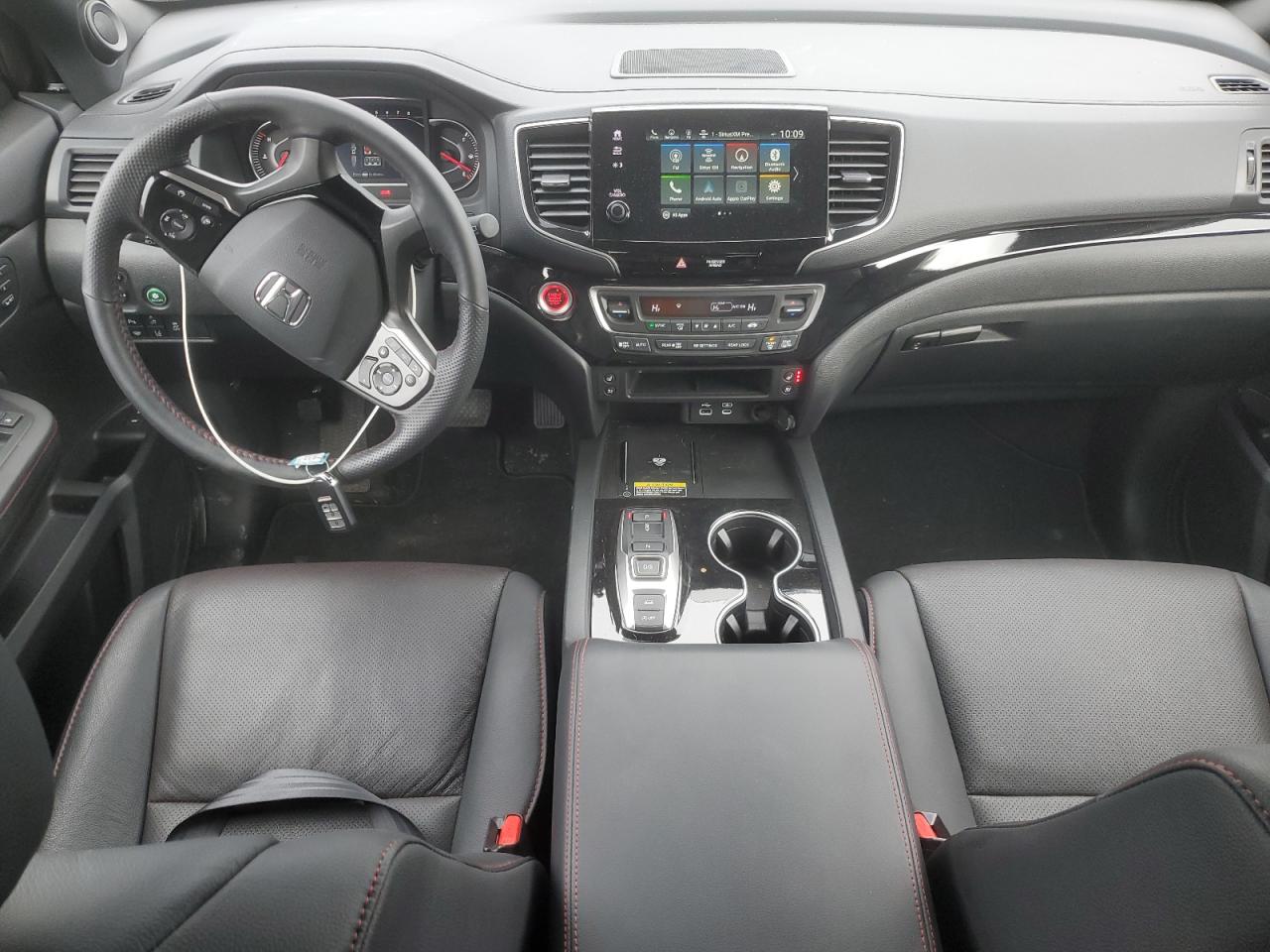 2024 Honda Passport Black Edition VIN: 5FNYF8H89RB012060 Lot: 92219765