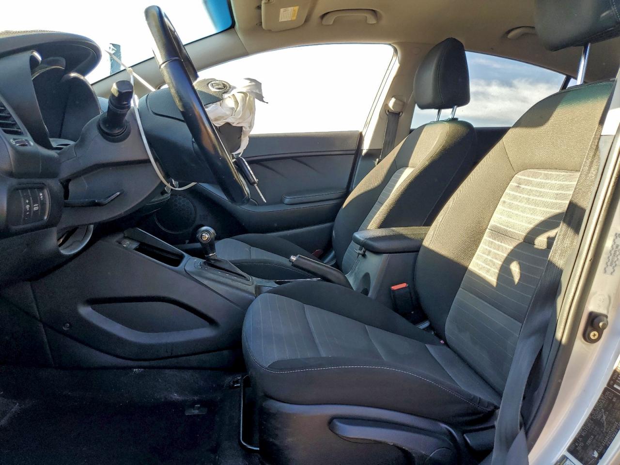 2016 Kia Forte Ex VIN: KNAFX4A84G5546604 Lot: 94143555