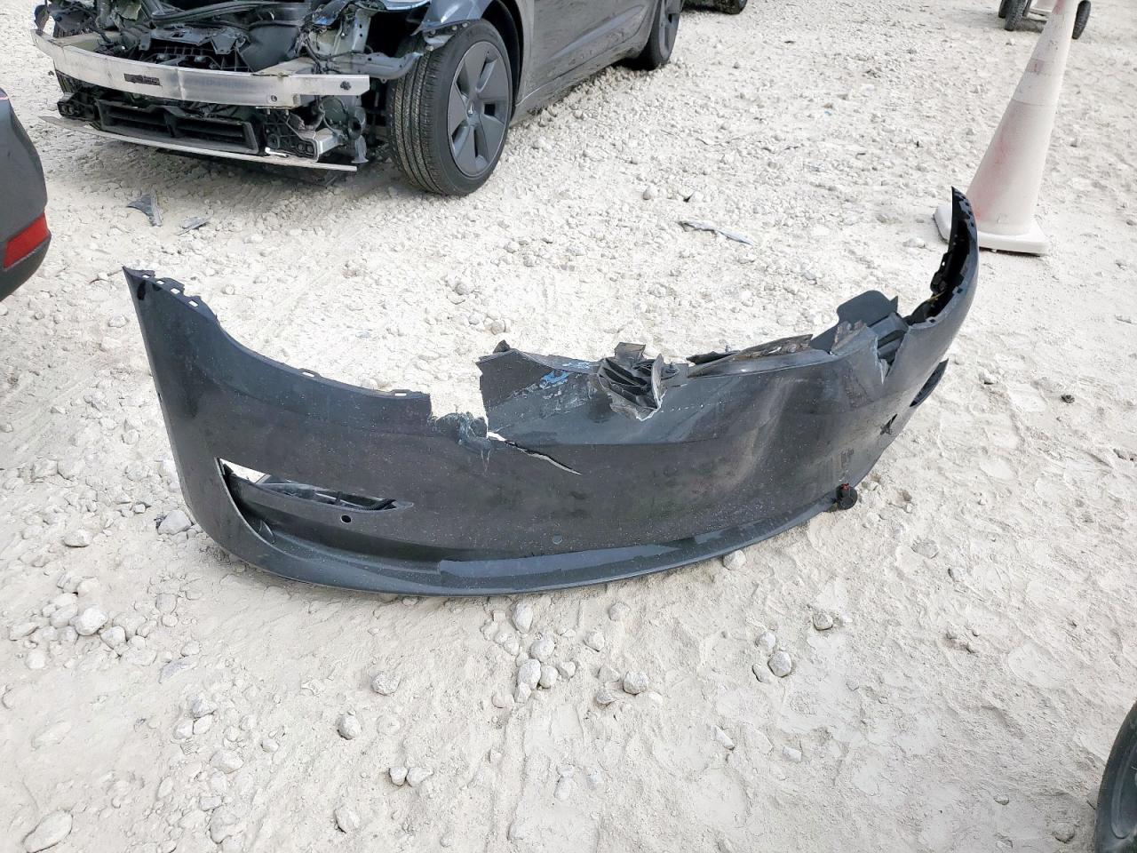 2022 Tesla Model 3 VIN: 5YJ3E1EA7NF249023 Lot: 93208175