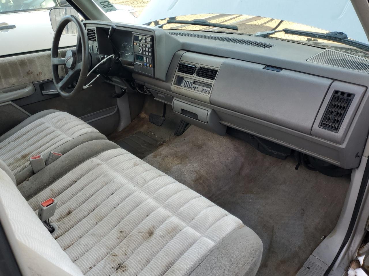 1994 Chevrolet Gmt-400 C1500 VIN: 1GCDC14KXRZ136963 Lot: 93143845