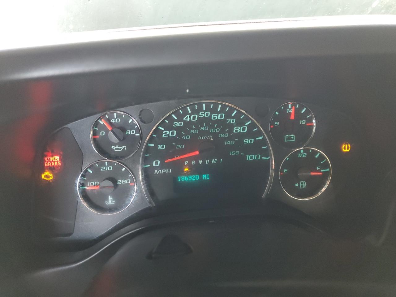 2015 Chevrolet Express 2500 Cargo Delivery Van VIN: 1GCWGFCF7F1187622 Lot: 92937575