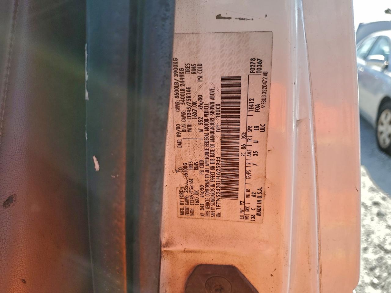 2001 Ford Econoline E250 Van VIN: 1FTNS24201HA25944 Lot: 93936465