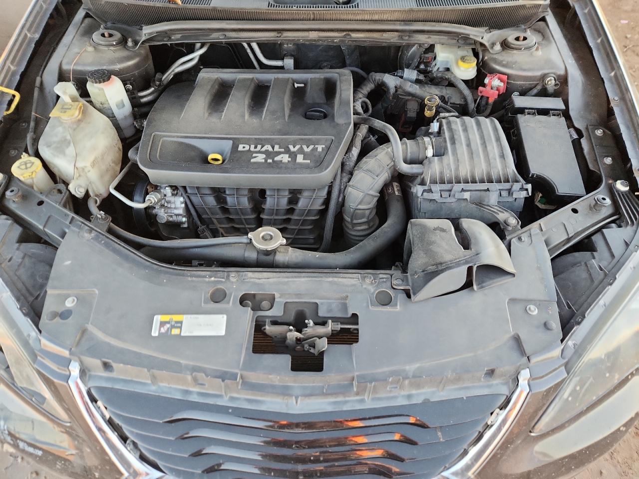 2014 Chrysler 200 Touring VIN: 1C3CCBBB0EN190993 Lot: 90887765