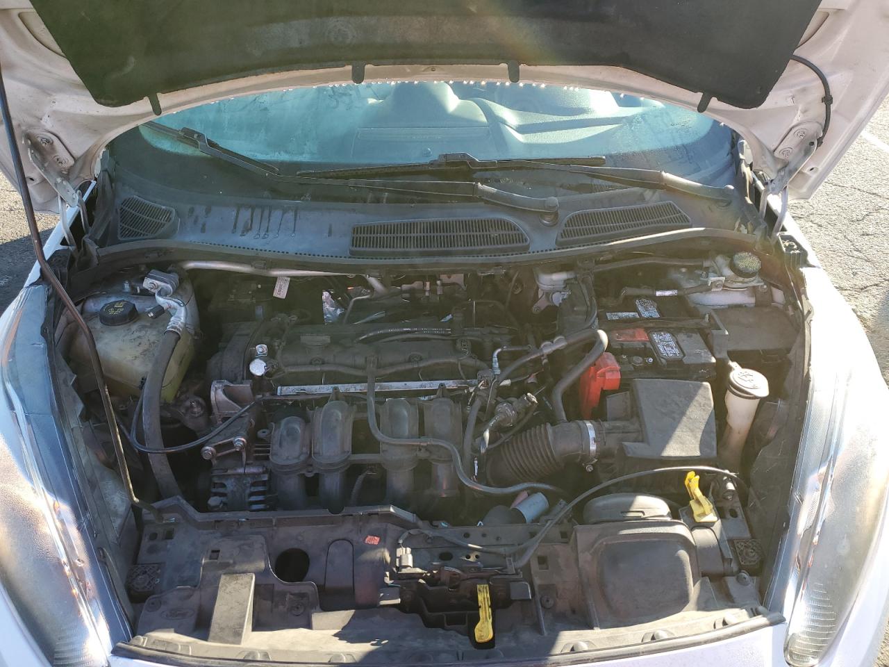 2015 Ford Fiesta Se VIN: 3FADP4BJXFM221207 Lot: 90922215