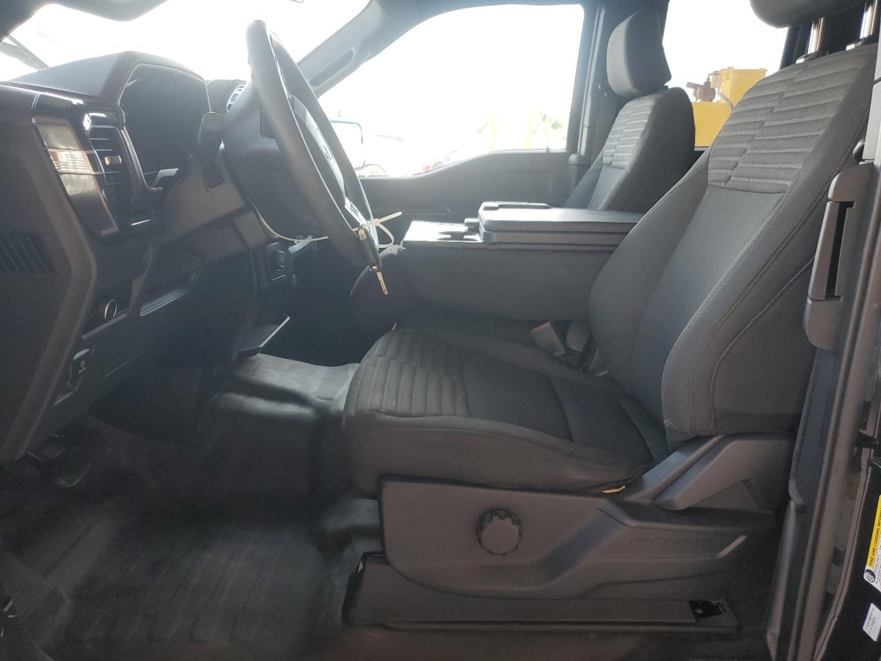 2023 Ford F150 Super Cab VIN: 1FTEX1CP4PKD57678 Lot: 92672605