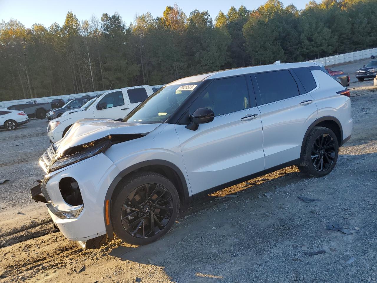 2023 Mitsubishi Outlander Sel