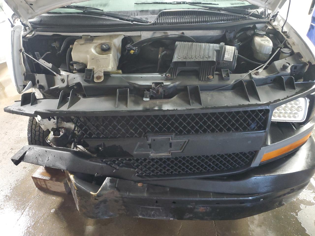 2005 Chevrolet Express G1500 VIN: 1GCFG15X751160704 Lot: 92397735