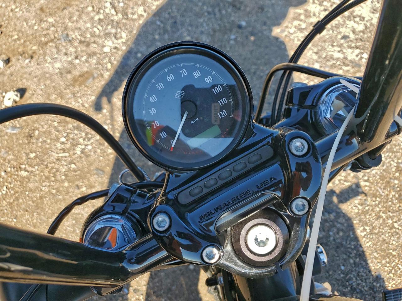 2020 Harley-Davidson Xl1200 X VIN: 1HD1LC316LB422301 Lot: 93235975