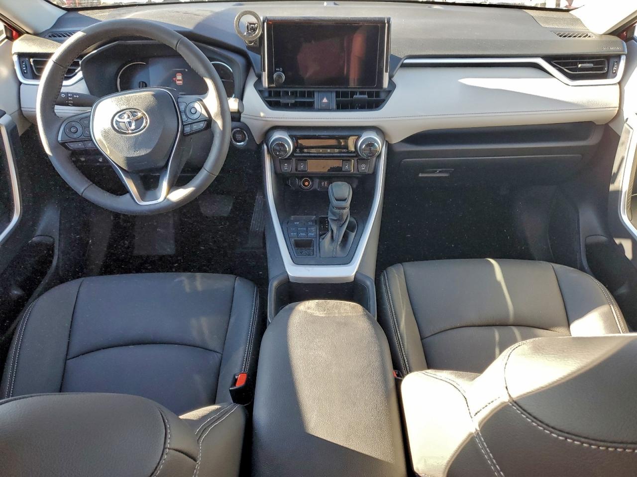 2025 Toyota Rav4 Xle VIN: 2T3P1RFV7SW574354 Lot: 94063445