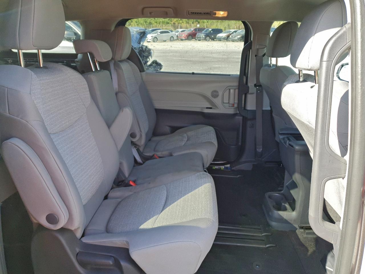 2022 Toyota Sienna Le VIN: 5TDKRKEC1NS089904 Lot: 93428215