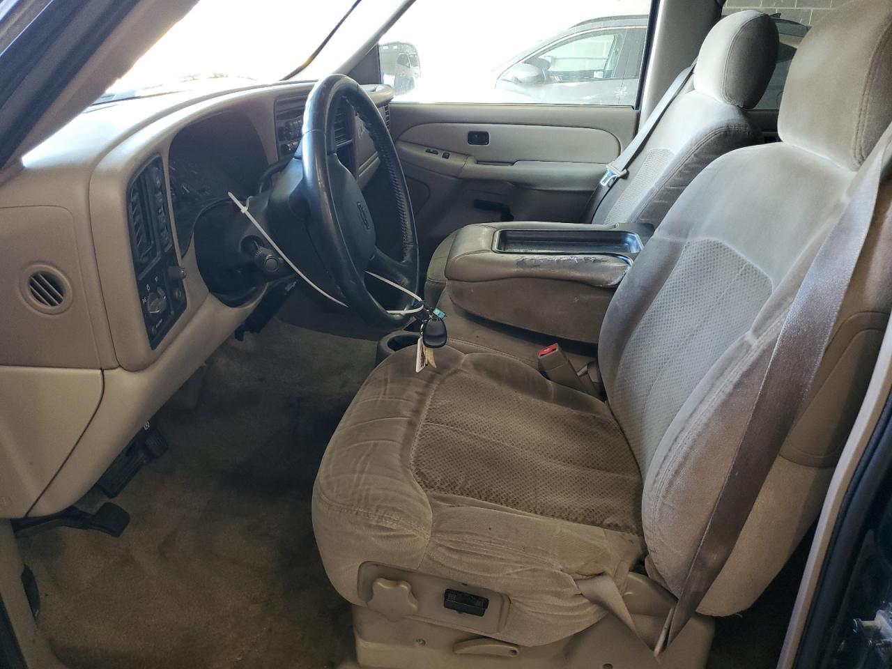 2002 Chevrolet Tahoe K1500 VIN: 1GNEK13Z22J333708 Lot: 92179155