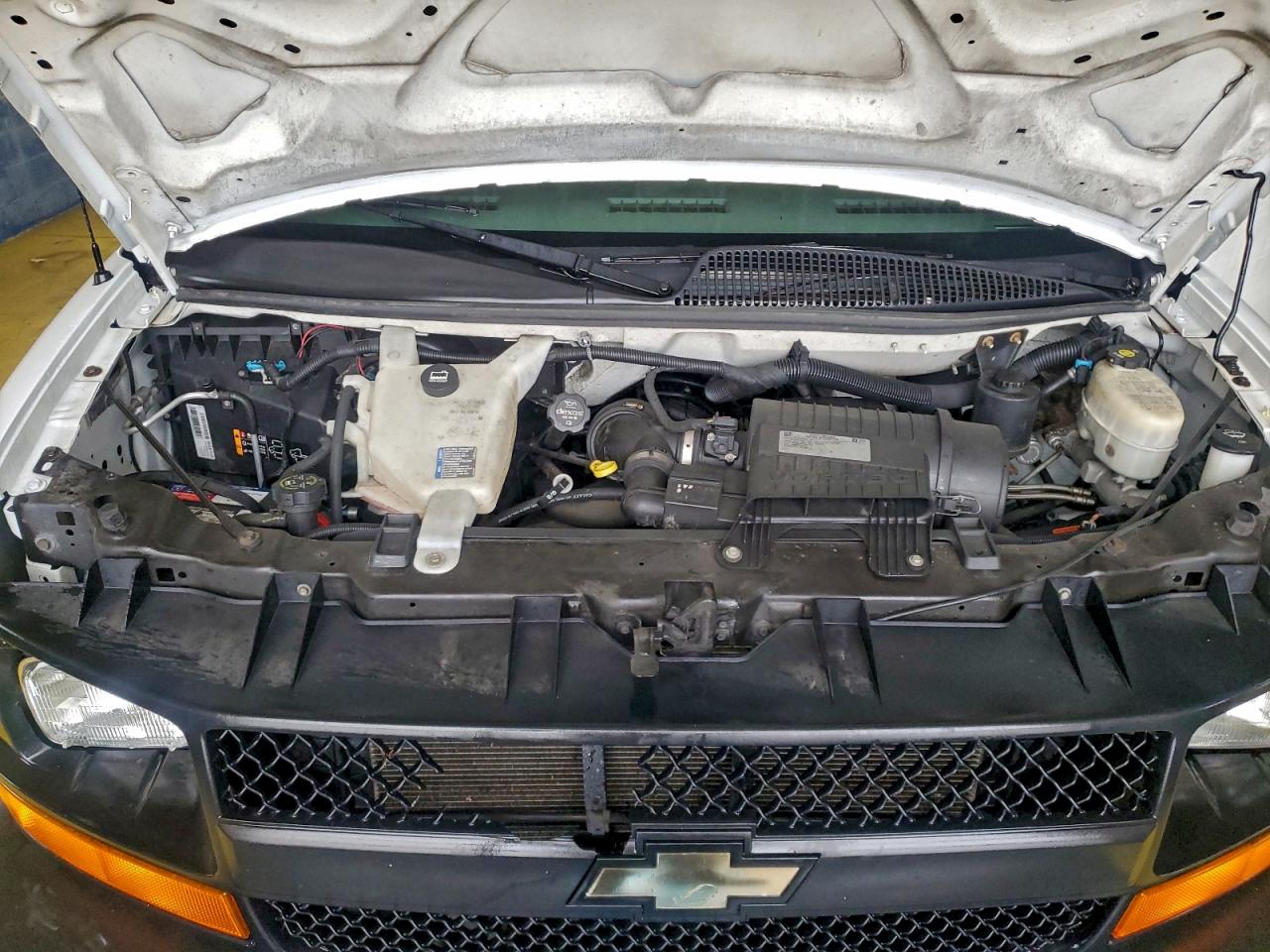 2017 Chevrolet Express Delivery Van VIN: 1GCWGBFF1H1181127 Lot: 93880355