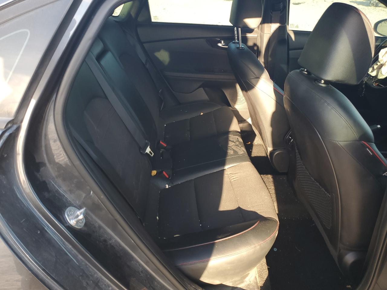 2020 Kia Forte Gt VIN: 3KPF44AC0LE215808 Lot: 92592895