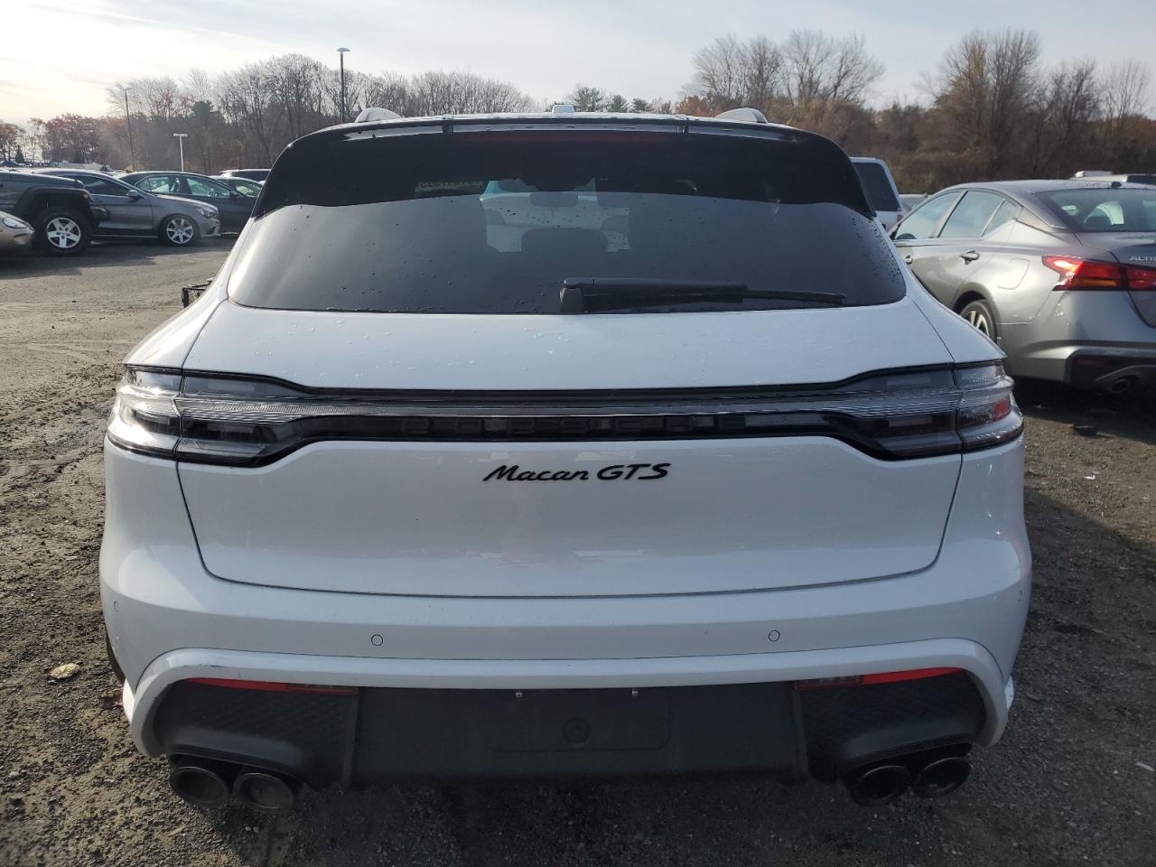 2022 Porsche Macan Gts VIN: WP1AF2A54NLB30201 Lot: 91647395