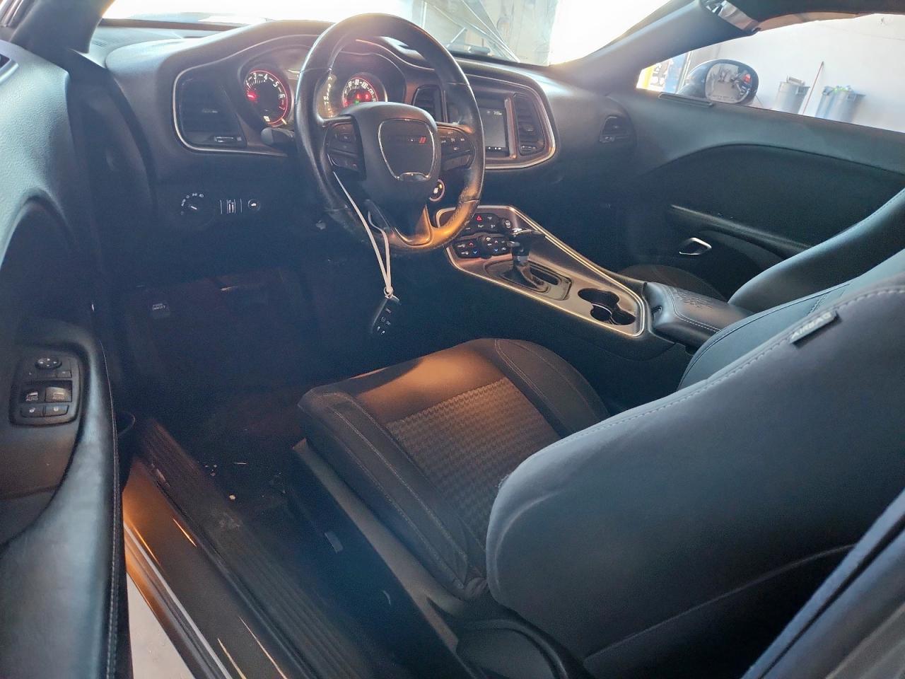 2017 Dodge Challenger Sxt VIN: 2C3CDZAG8HH555243 Lot: 91347825