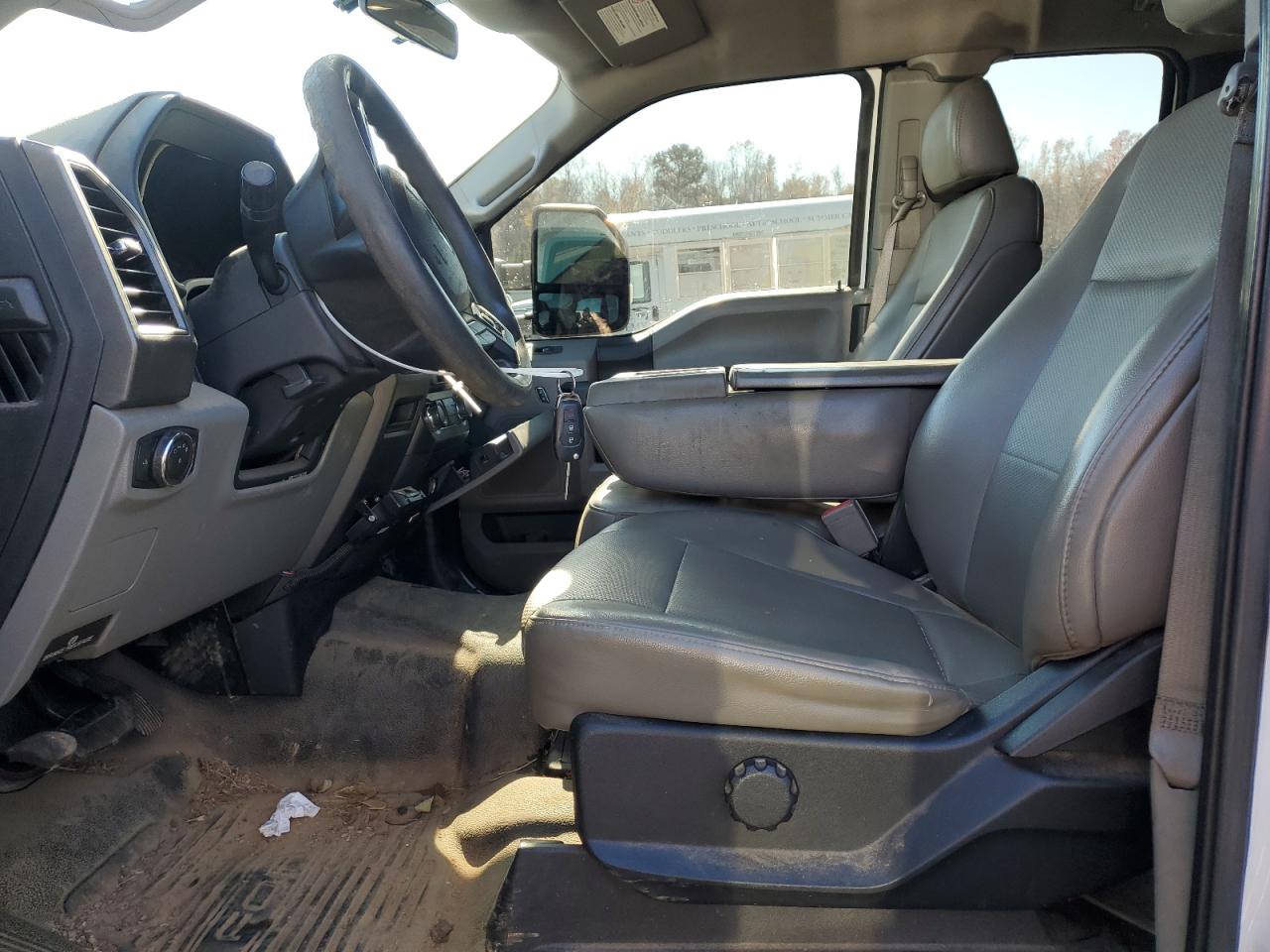 2018 Ford F250 Super Duty Utility / Service Truck VIN: 1FT7X2BT3JEC53931 Lot: 92362215