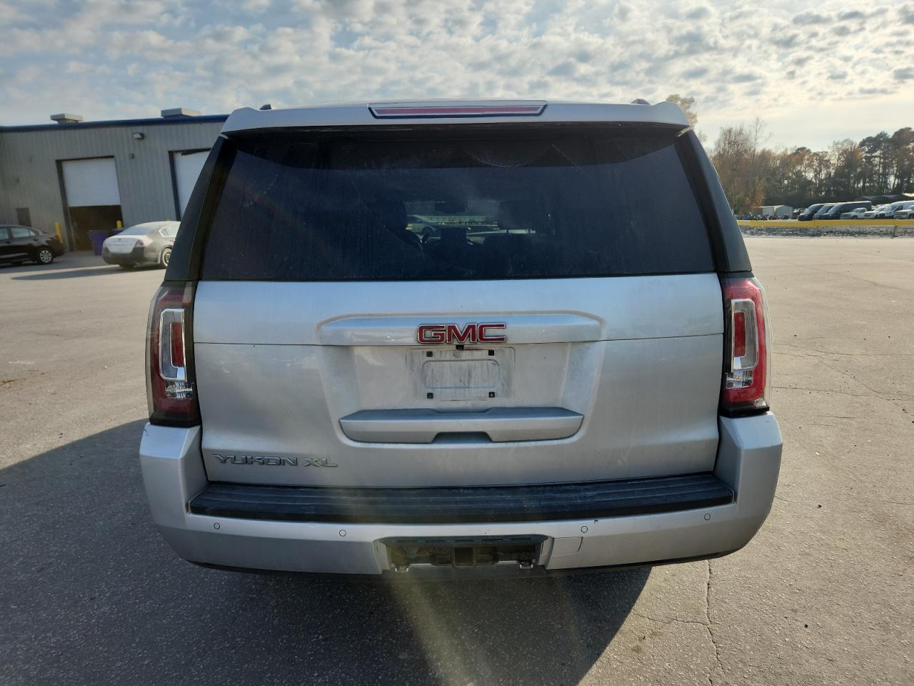 2016 GMC Yukon Xl K1500 Slt VIN: 1GKS2GKC7GR235914 Lot: 93417855