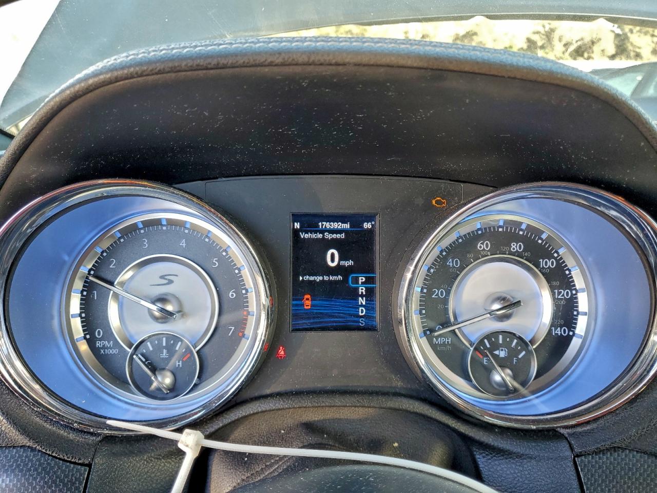 2014 Chrysler 300 S VIN: 2C3CCABG4EH375417 Lot: 90580975