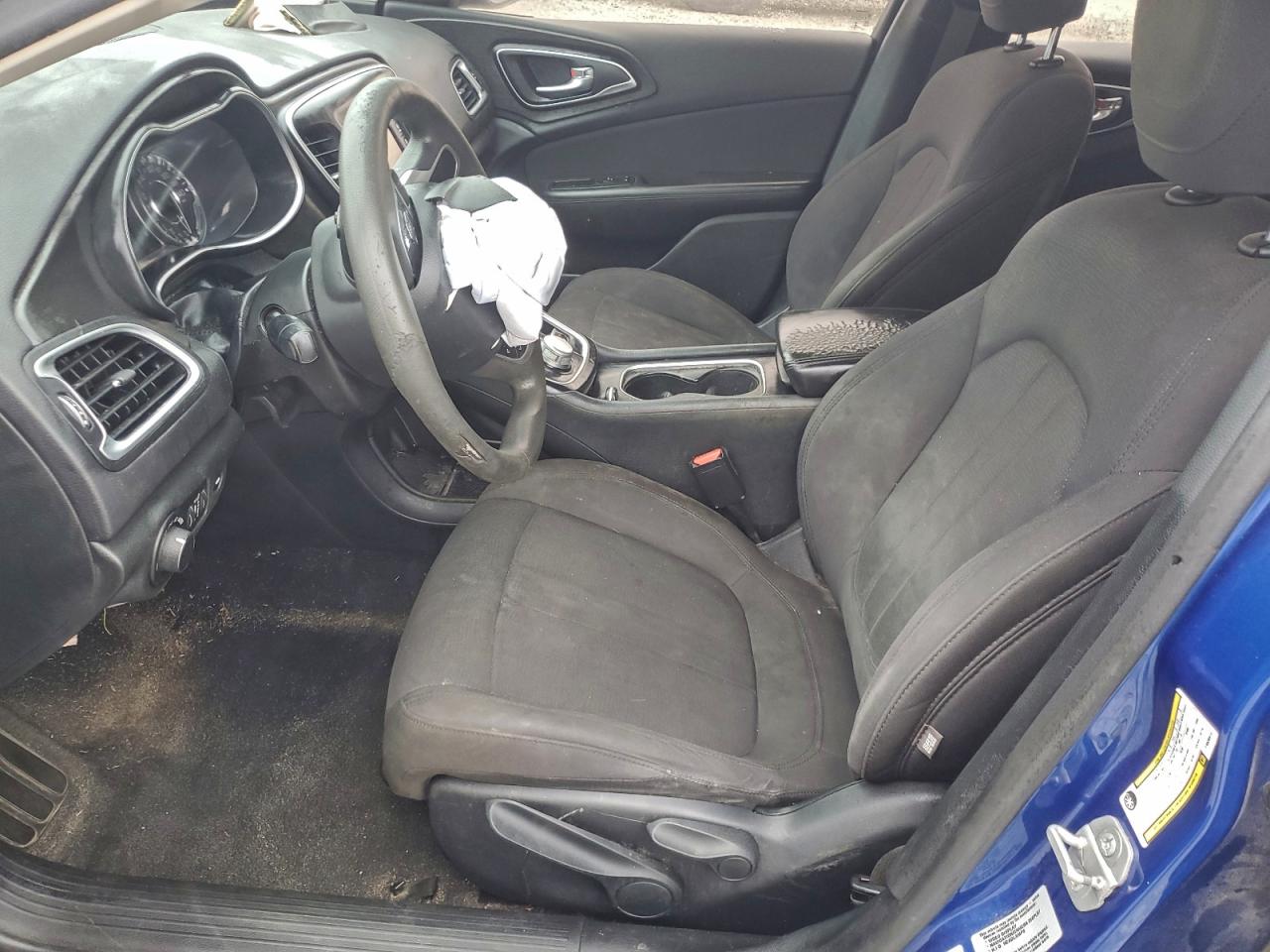 2015 Chrysler 200 Limited VIN: 1C3CCCAB7FN638915 Lot: 94100825